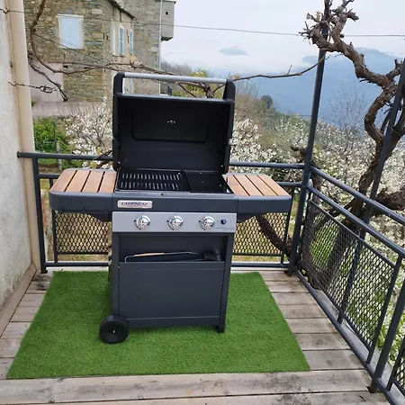 Дом отдыха Maison De Village Avec Vue Sur Les Montagnes *