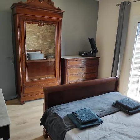 Maison De Village Avec Vue Sur Les Montagnes *