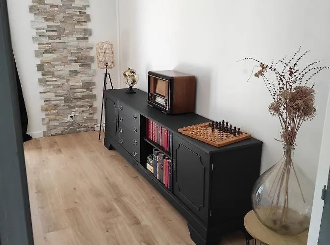 Maison De Village Avec Vue Sur Les Montagnes *