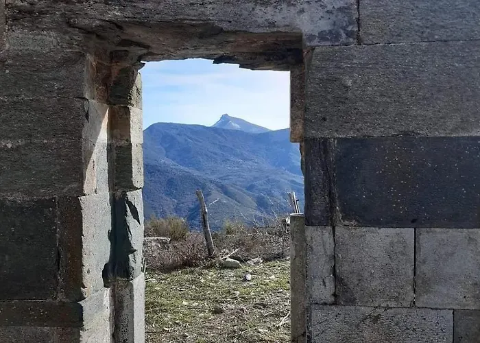Maison De Village Avec Vue Sur Les Montagnes